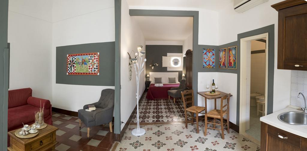 Ai Lumi Bed & Breakfast Трапани Екстериор снимка